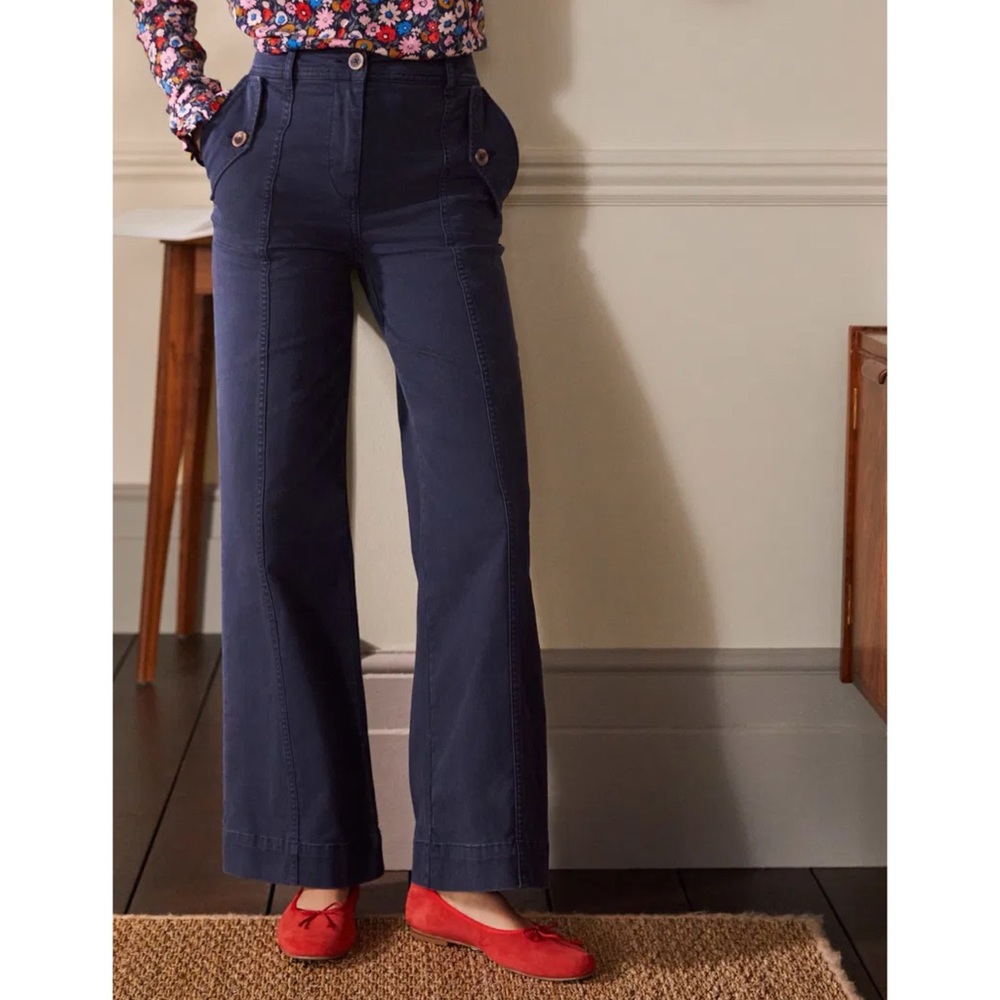 BODEN Wide Leg Chino Trouser in Navy - Picture 11 of 11